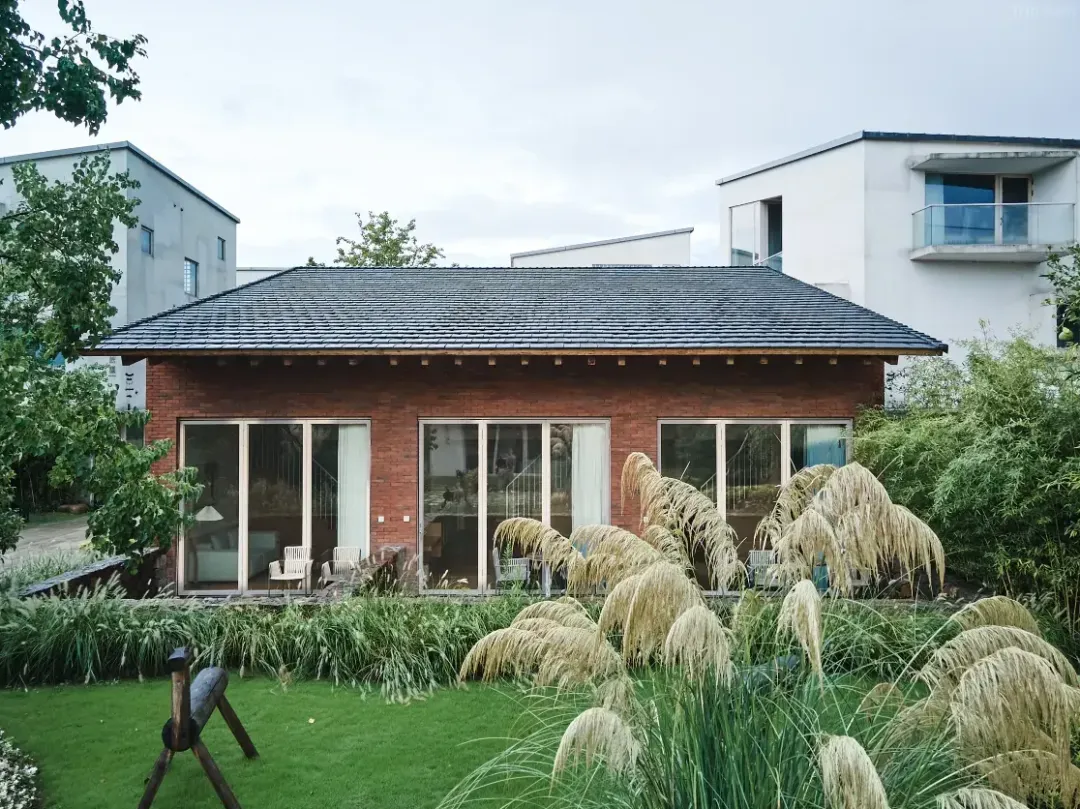 b1c993a2550cf629c8f78d18609ec3b8-sz_1429325