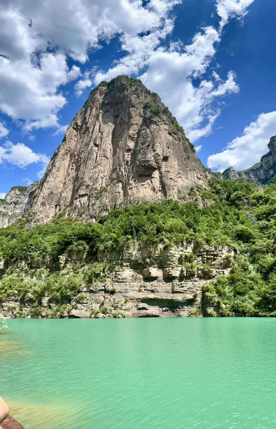 b20e3b009f07f20b11ae3524209f2417-sz_498835-1