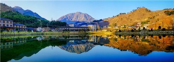 真超值399【皖南山水3日游】-免费采茶+挖笋双联动！赠华东大裂谷门票-2晚大裂谷精品民宿住宿-畲族风情园-云梯花溪谷-畲族风情园免费棋牌K歌-