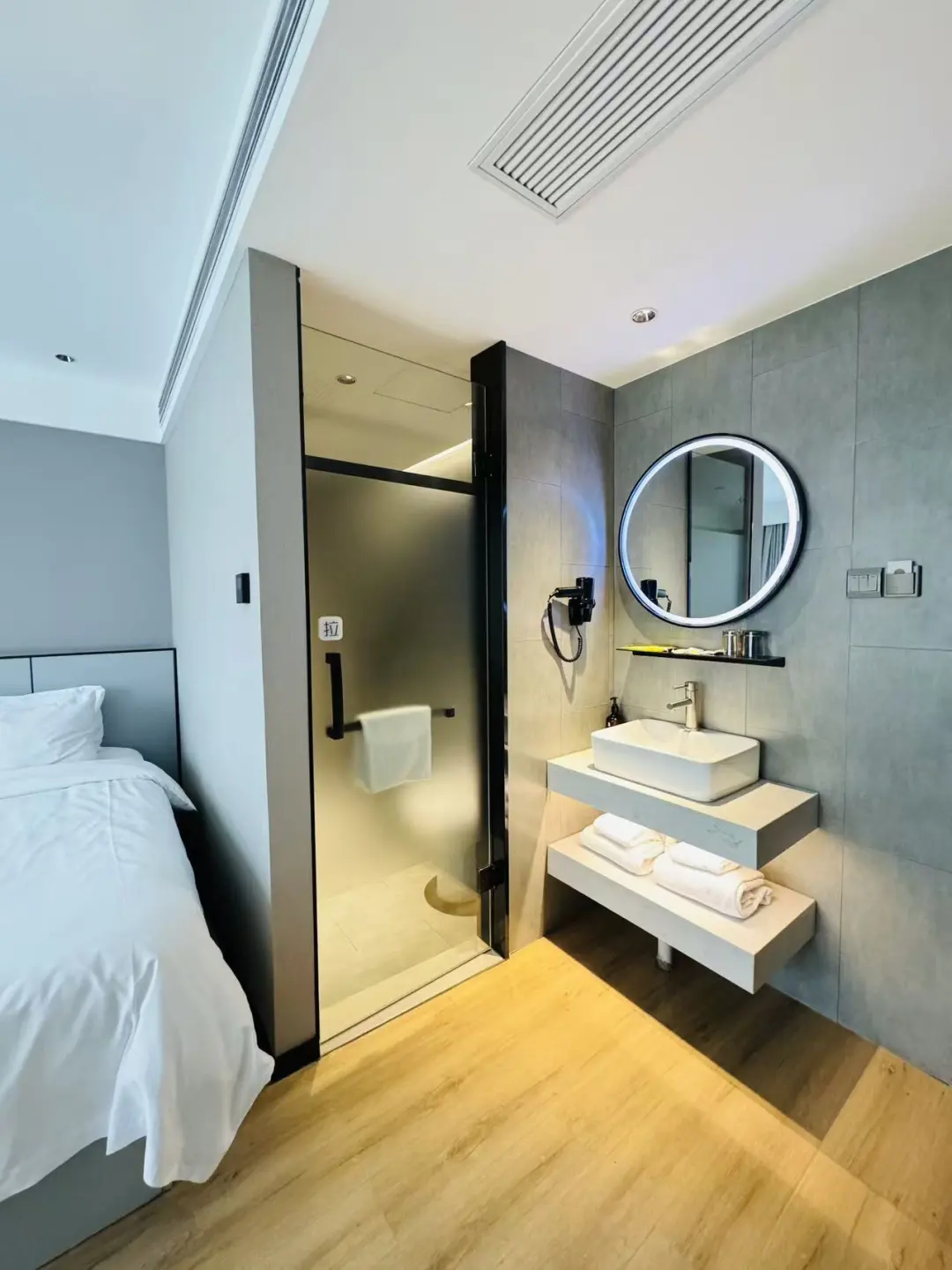 c07ecd3997ba2a885c2194a224da6222-sz_166409