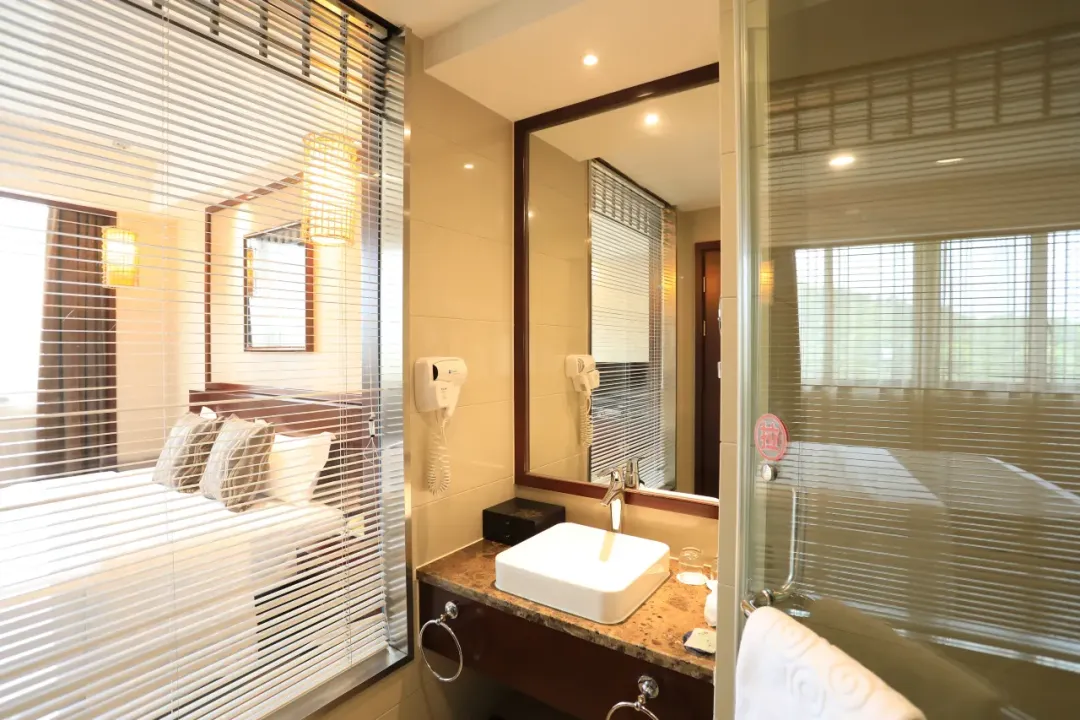 c835bb32df964318c8318dbb7a282a16-sz_997892