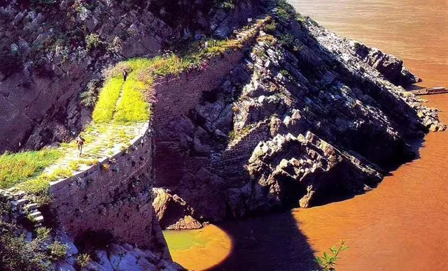 ca618cc70ebb17ed779961518ca6acc6-sz_226871