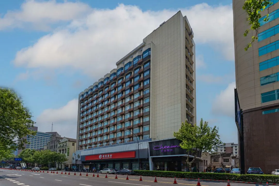 d552d859a34a6fadfde3c82b07f00240-sz_127509