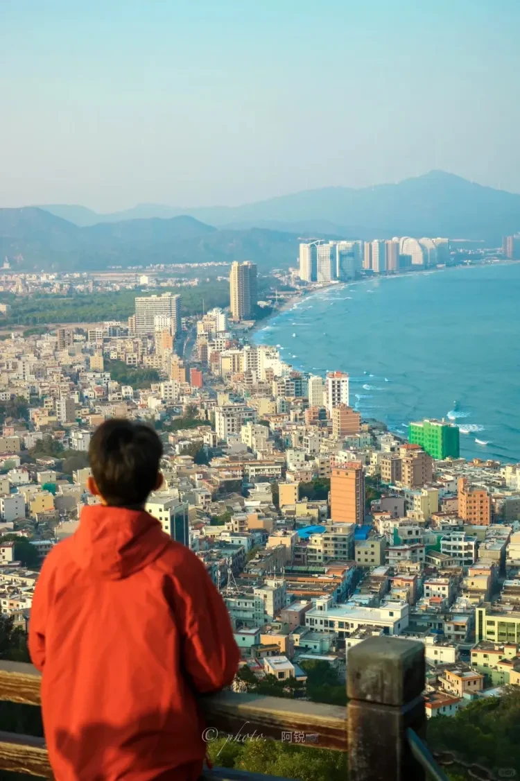 e1792856102bd74fa9cc8e59b01f0f37-sz_414975