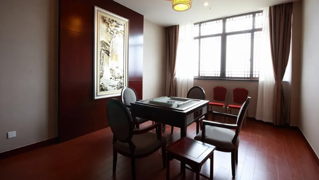 e48cceeafc2e727a634cce39e5ae530a-sz_549542