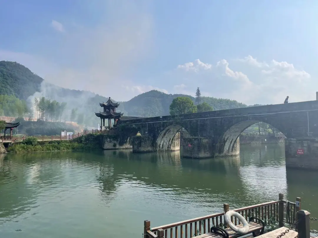 fd59378ada1ca71290c2a453a9fc2b97-sz_227229